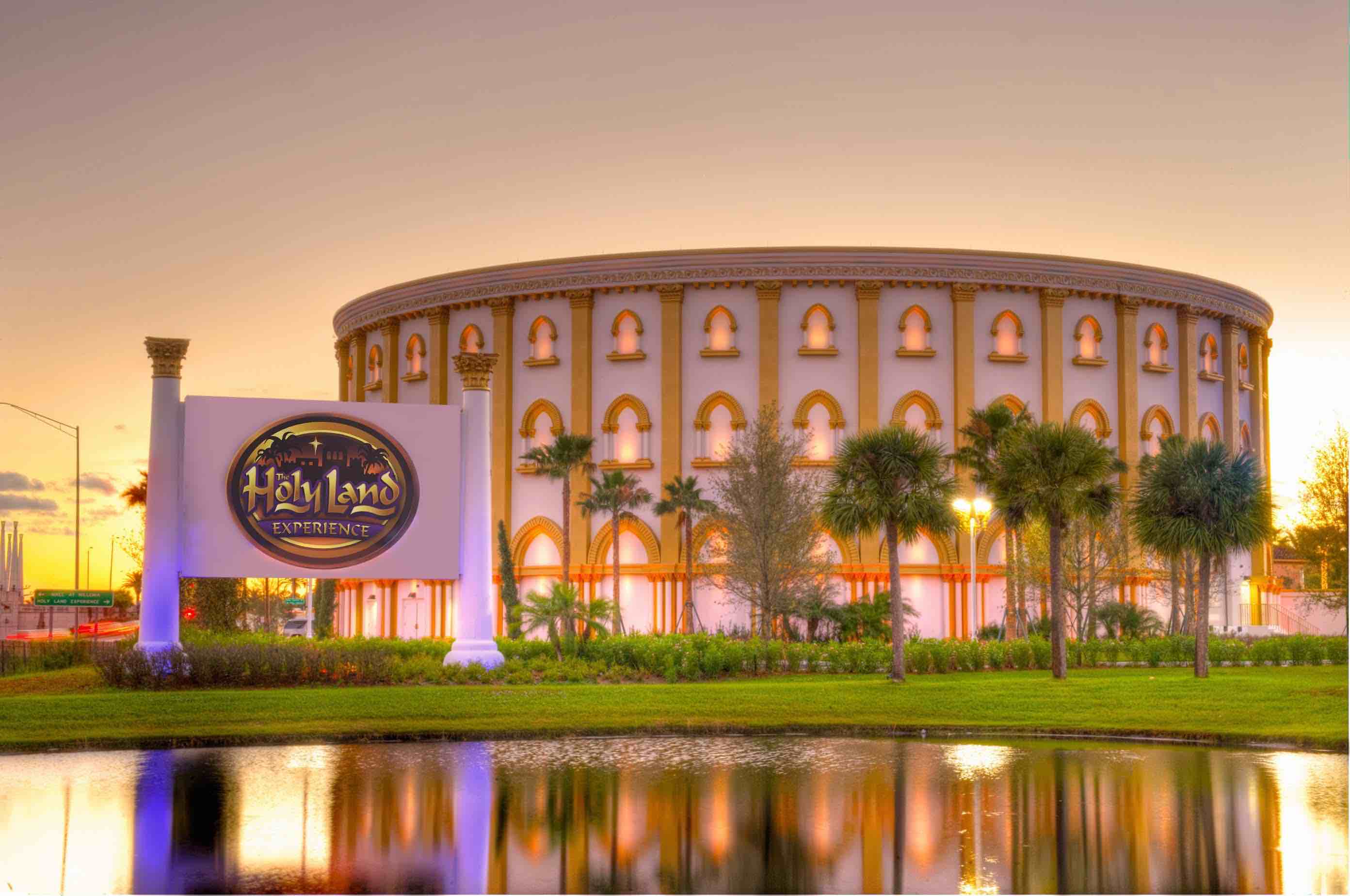 Orlando'S Holy Land Experience Is Ablaze With Christmas Splendor! | Tbn